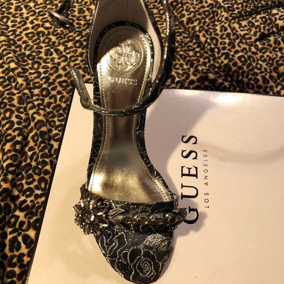 Guess heels - Picture 2 of 4